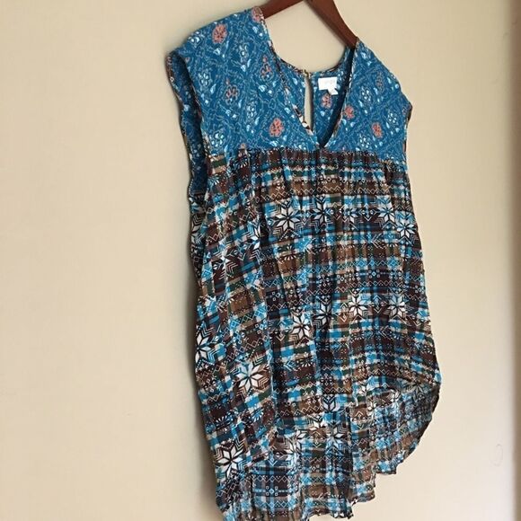 Umgee peasant boho open back brown & blue blouse - Picture 8 of 8